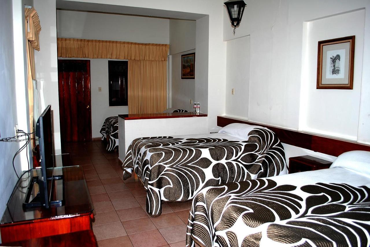 Hotel Posada Del Sol Apatzingán de la Constitución Zewnętrze zdjęcie